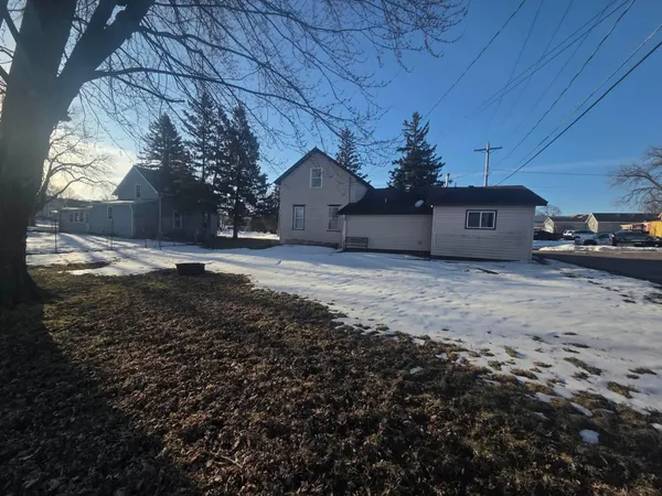 $224,900 | 149 East 5th Street, St. Charles, MN 55972