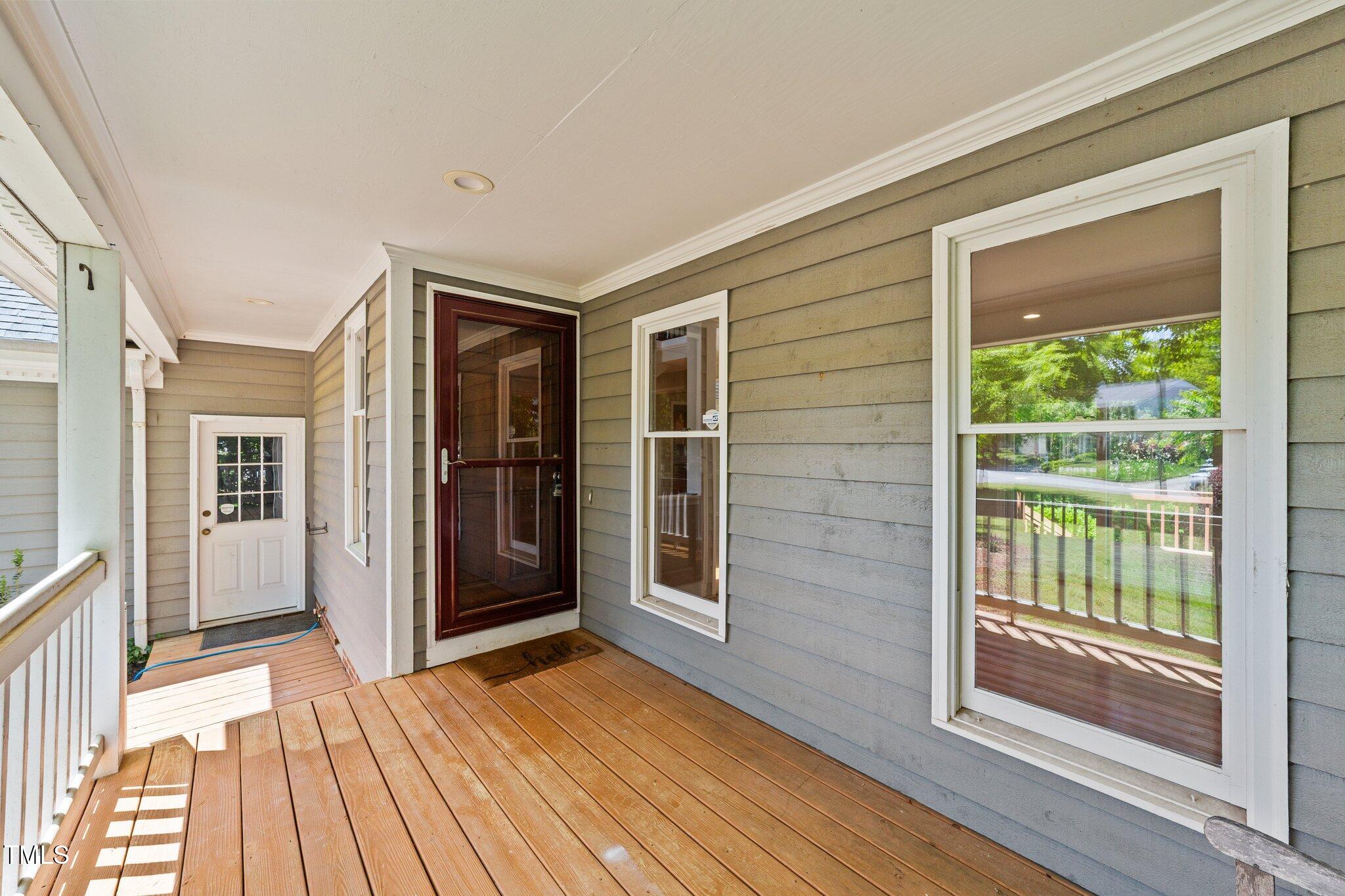 311 Arlington Ridge Cary, NC 27513 - Photo 3 of 45 48-web-or-mls-VB4A8542