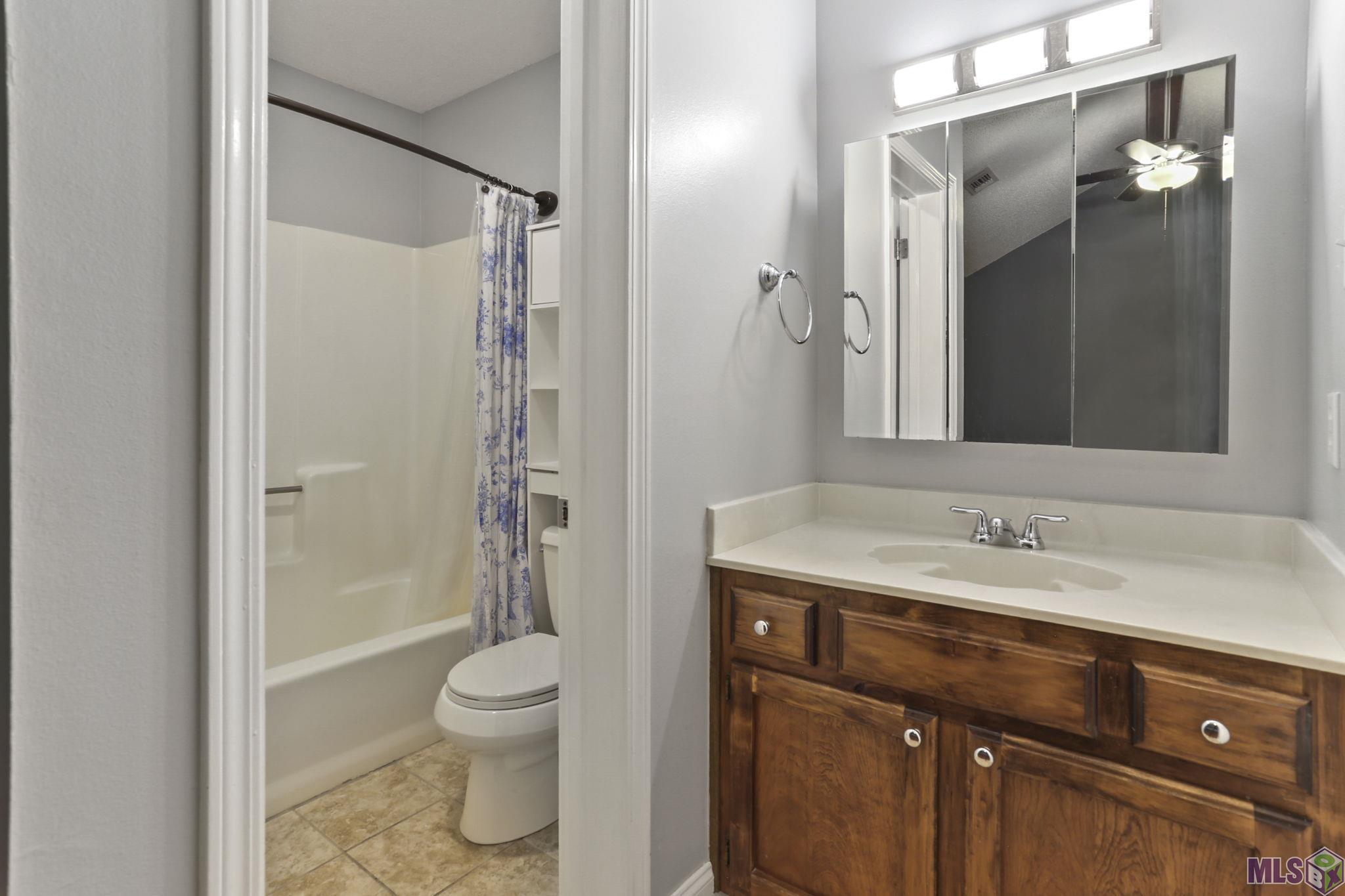 954 Ridgepoint Court, Unit 15D Baton Rouge, LA 70810 - Photo 9 of 12