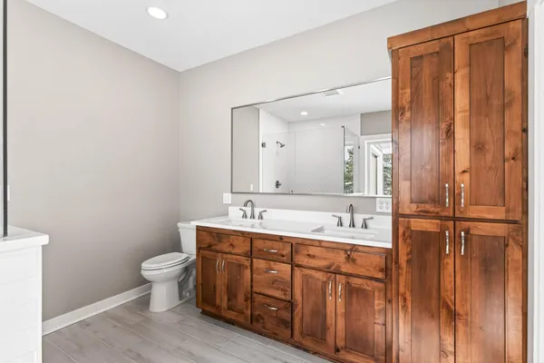 $769,999 | 18986 Jackson Street Northeast, East Bethel, MN 55011
