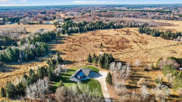 $769,999 | 18986 Jackson Street Northeast, East Bethel, MN 55011