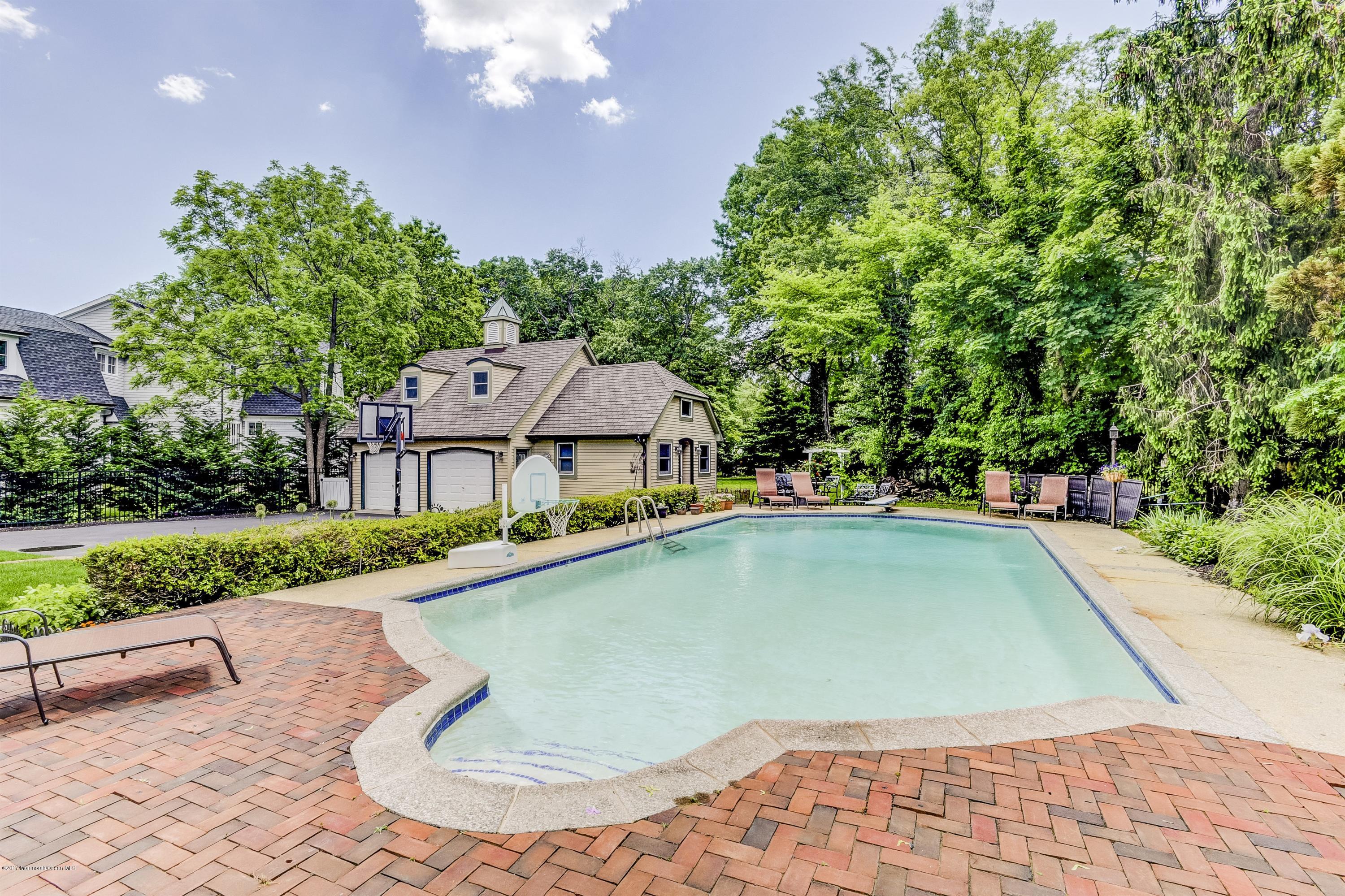21 Ridge Road Rumson, NJ 07760 - Photo 3 of 34 43225292