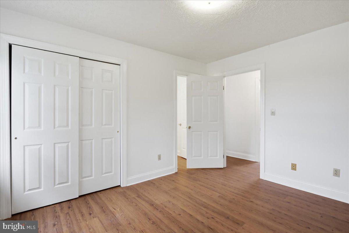 2447 Headquarters Road Edinburg, VA 22824 - Photo 18 of 58 Home office/ 4th bedroom Main floor