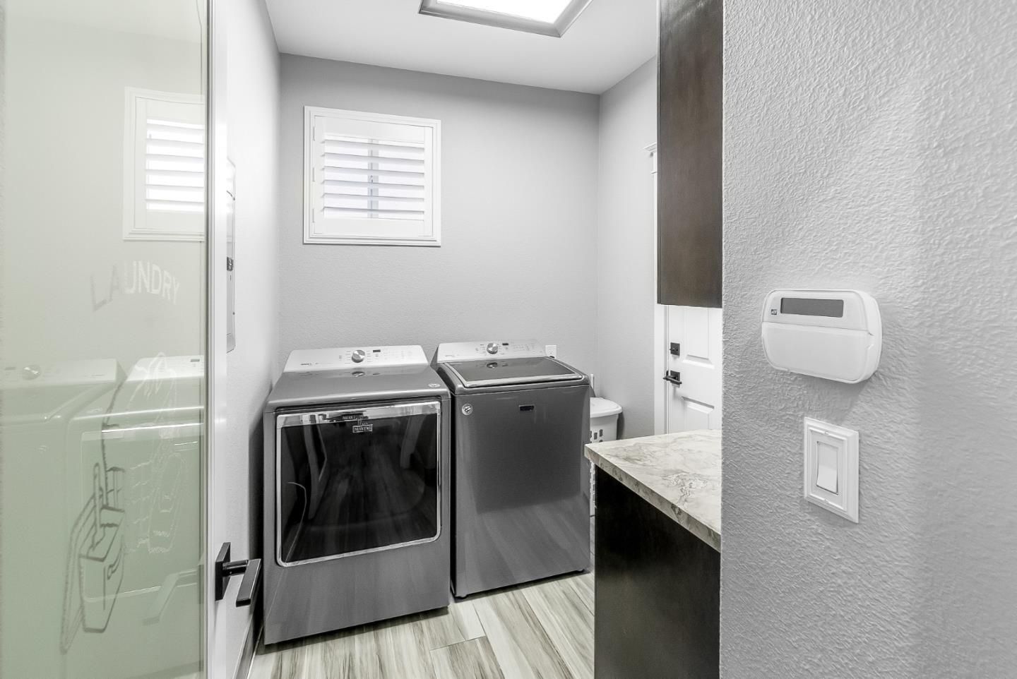 1170 Schoolhouse Road San Jose, CA 95138 - Photo 26 of 35 a utility room with dryer and washer