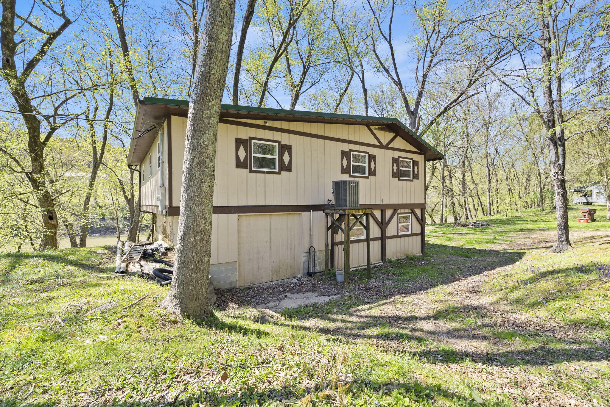 2000 Shore Acres Road Frankfort, KY 40601 - Photo 9 of 44 21-web-or-mls-DSC03337