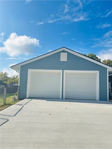 $350,000 | 5405 Oliver Street, Kansas City, KS 66106