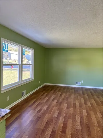 $350,000 | 5405 Oliver Street, Kansas City, KS 66106