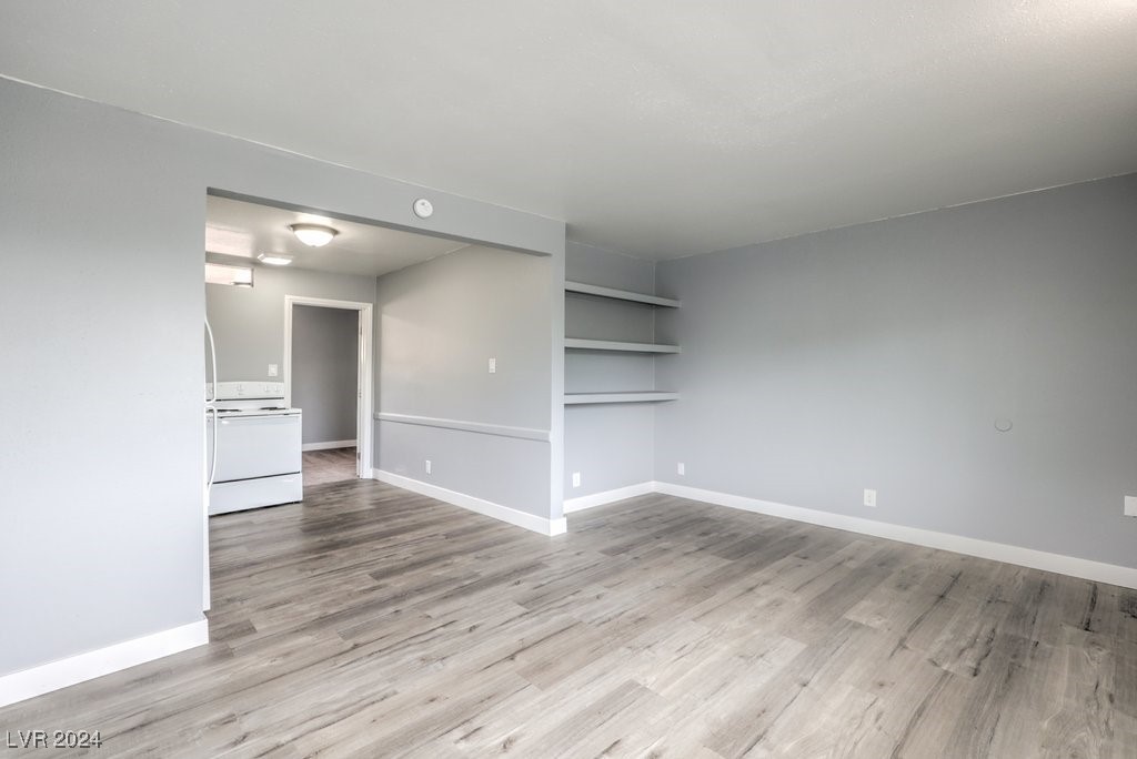 324 West Cleveland Avenue, Unit 10 Las Vegas, NV 89102 - Photo 6 of 12