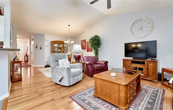 $320,000 | 1294 Windcrest Circle, Arnold, MO 63010