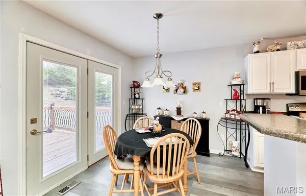 $320,000 | 1294 Windcrest Circle, Arnold, MO 63010