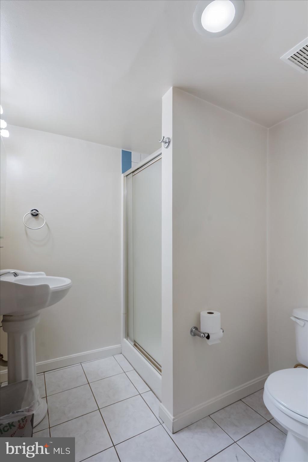 2226 Firethorn Road Baltimore, MD 21220 - Photo 14 of 24