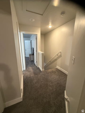 485 370 South Preston, ID 83263 - Photo 16 of 16 Corridor featuring an upstairs landing and dark carpet