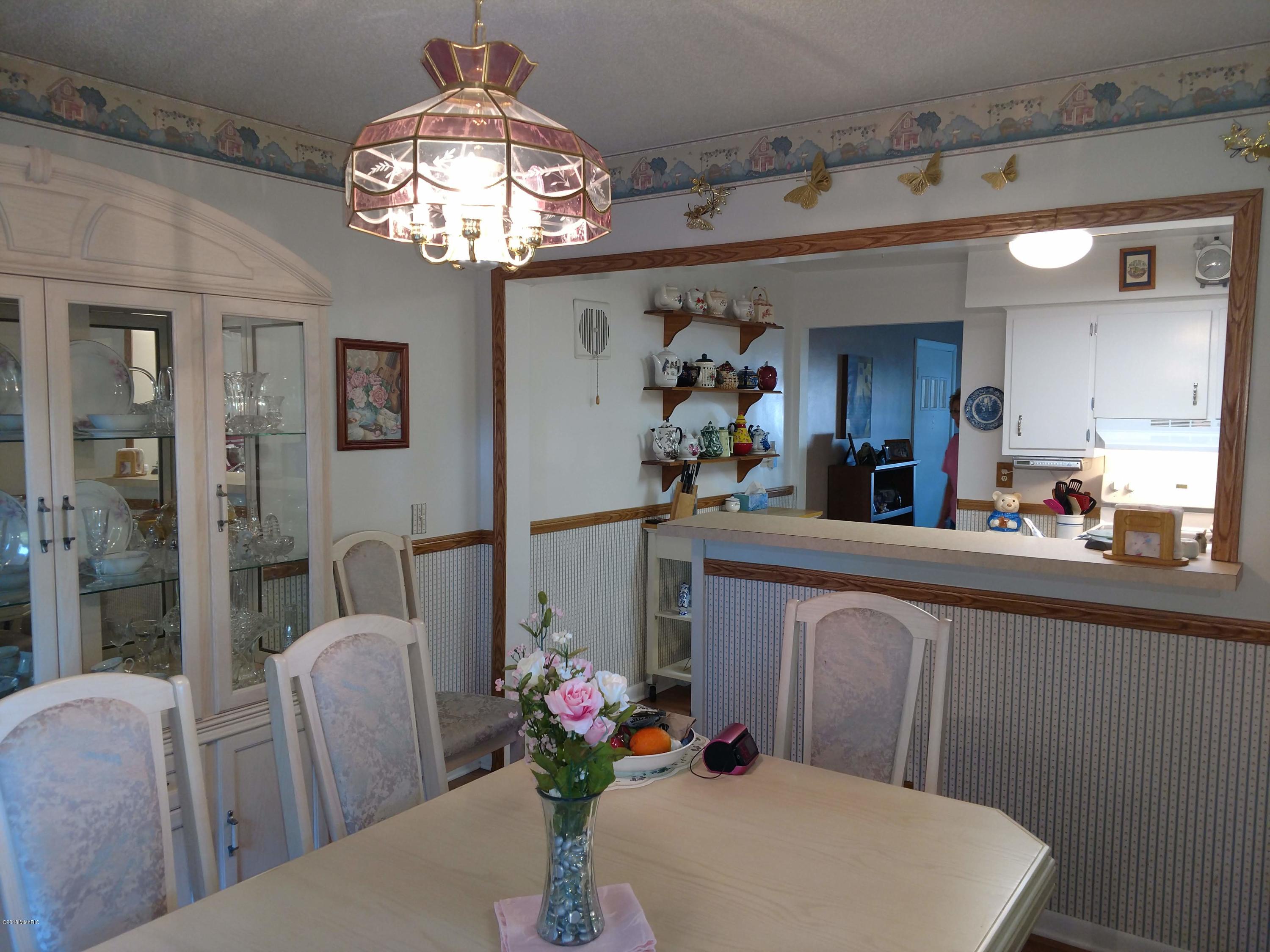 1055 Drexel Road Muskegon, MI 49441 - Photo 9 of 16 IMG_20180713_185429745