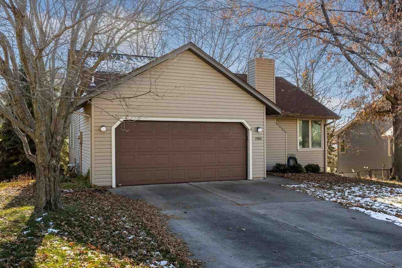 1900 Holiday Road Coralville, IA 52241 - Photo 3 of 34 Gallery Image 3
