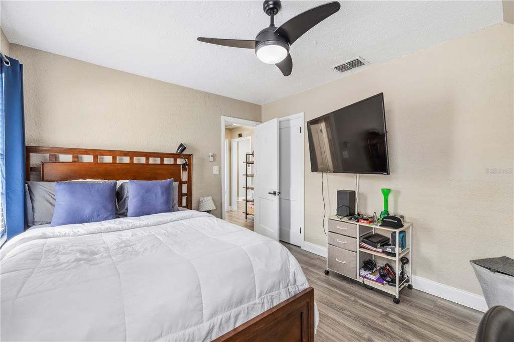 1468 Druid Road Clearwater, FL 33756 - Photo 20 of 64 Gallery Image 20