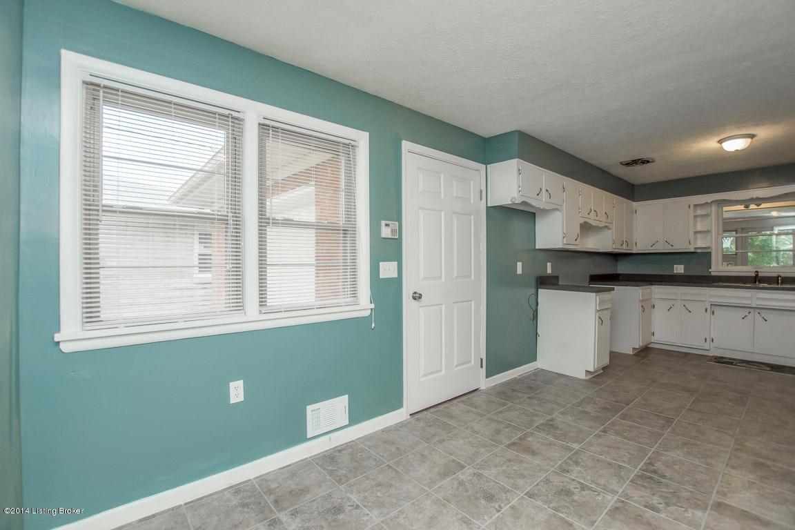 2403 Farnsley Road Louisville, KY 40216 - Photo 8 of 47 2014-10-4-8-24-4-Dinnetet%20%203