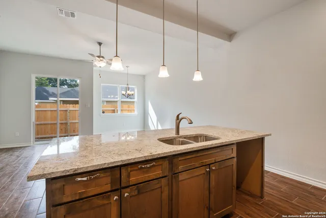 $1,450 | 139 San Salvador Avenue, Unit 103, San Antonio, TX 78210