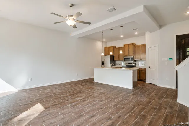 $1,450 | 139 San Salvador Avenue, Unit 103, San Antonio, TX 78210