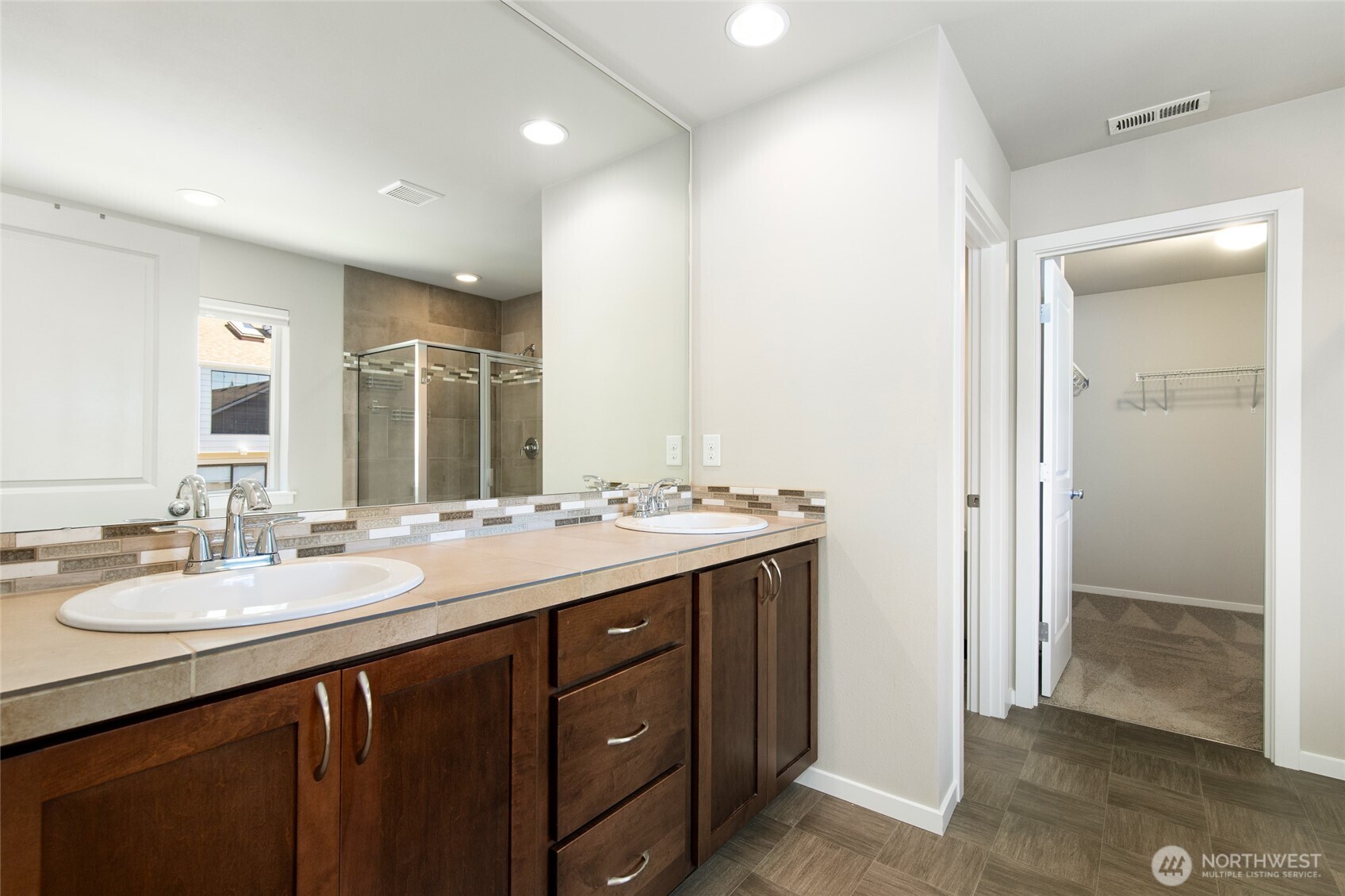 16314 5th Avenue Southeast Bothell, WA 98012 - Photo 24 of 36