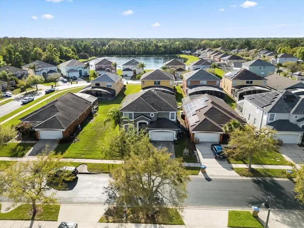 $525,000 | 158 Barefoot Beach Way, Kissimmee, FL 34746