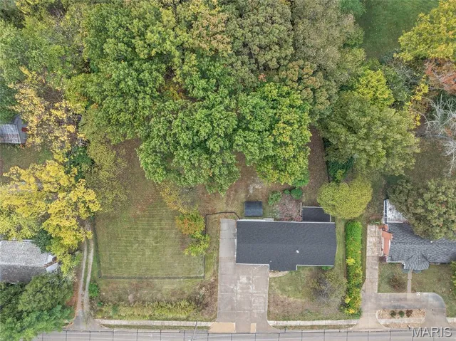 $330,000 | 2221 Muegge Road, St. Charles, MO 63303