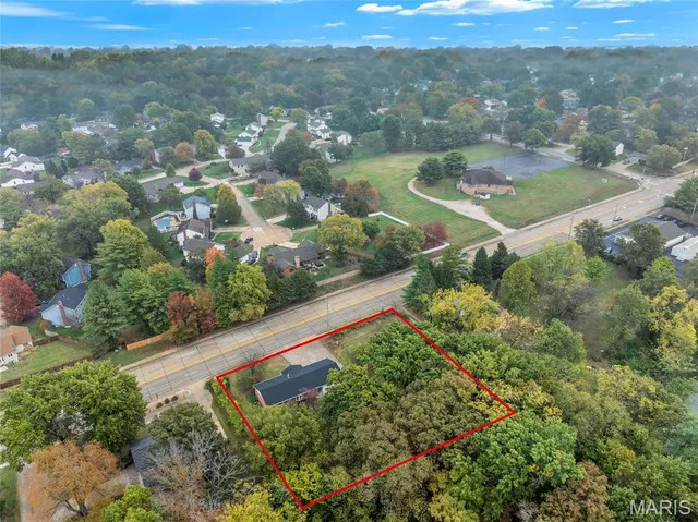 $330,000 | 2221 Muegge Road, St. Charles, MO 63303