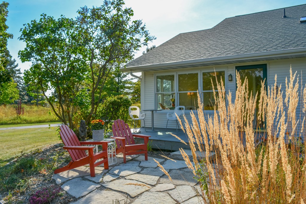 7890 Eames Farm Road, Unit Z Egg Harbor, WI 54209 - Photo 4 of 51