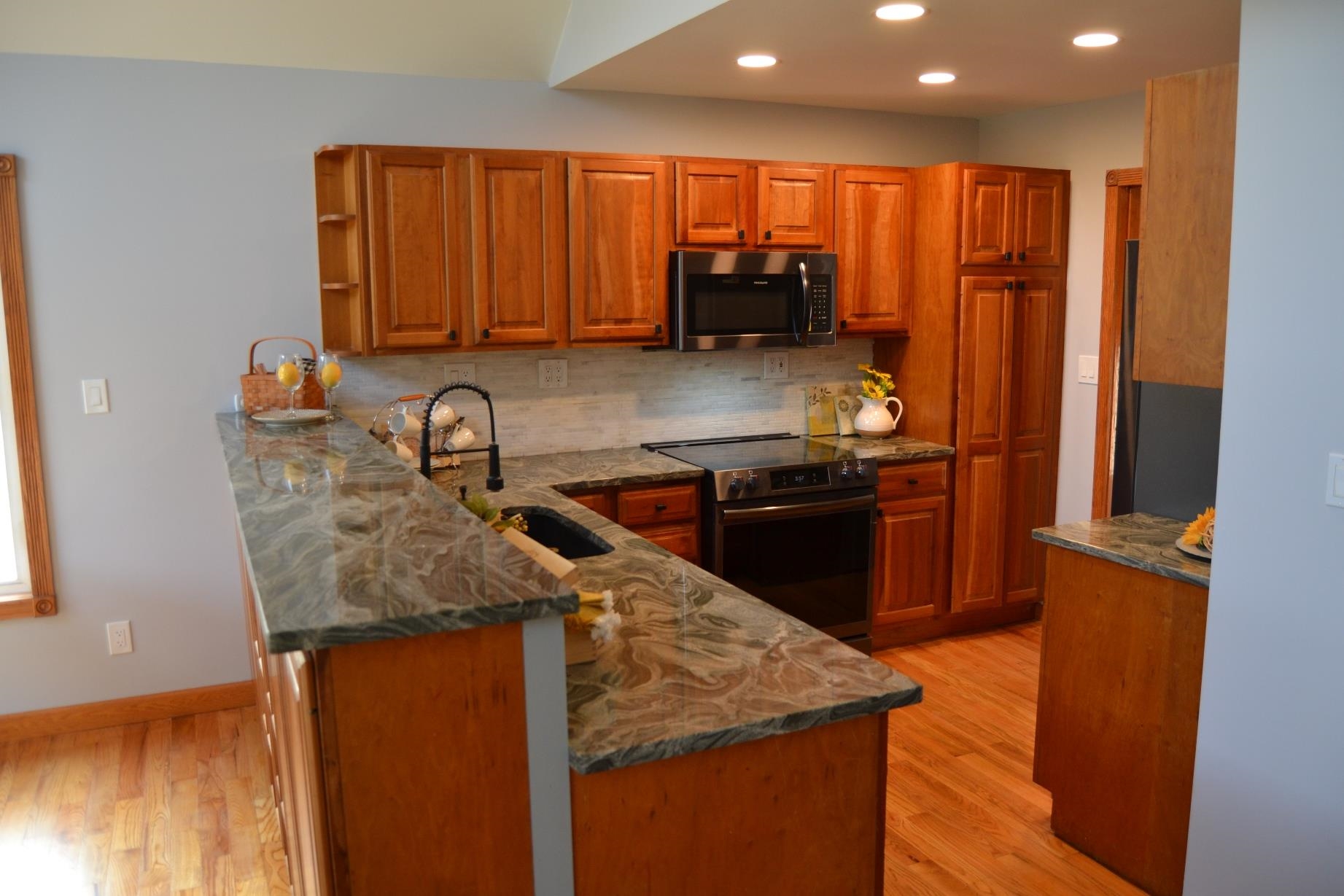 404 Summit Road Roscommon, MI 48653 - Photo 6 of 35