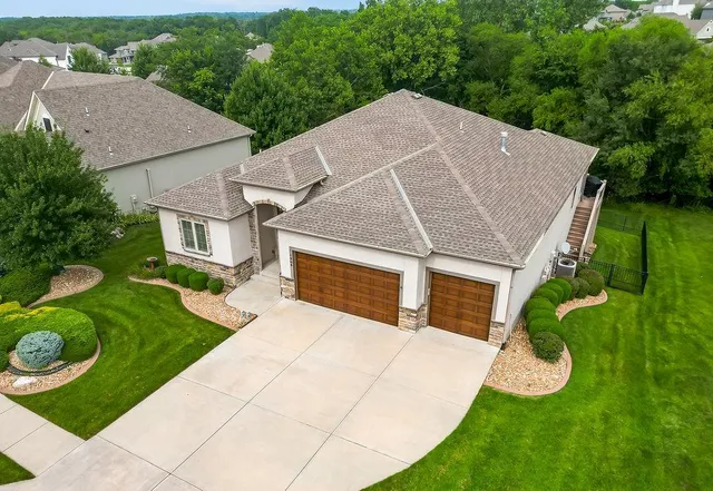 $684,900 | 1808 Northeast Parks Summit Blvd., Lee's Summit, MO 64064