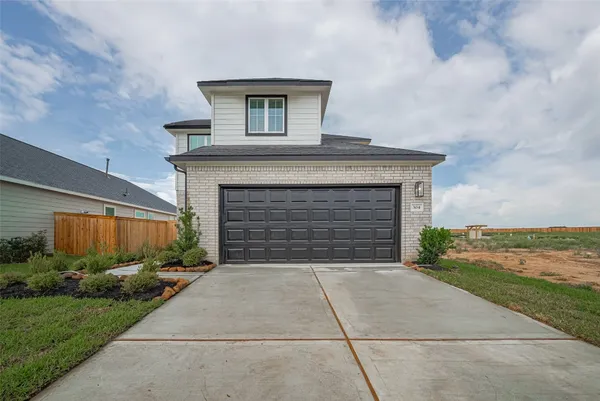 $319,990 | 304 Palero Path, Brookshire, TX 77423