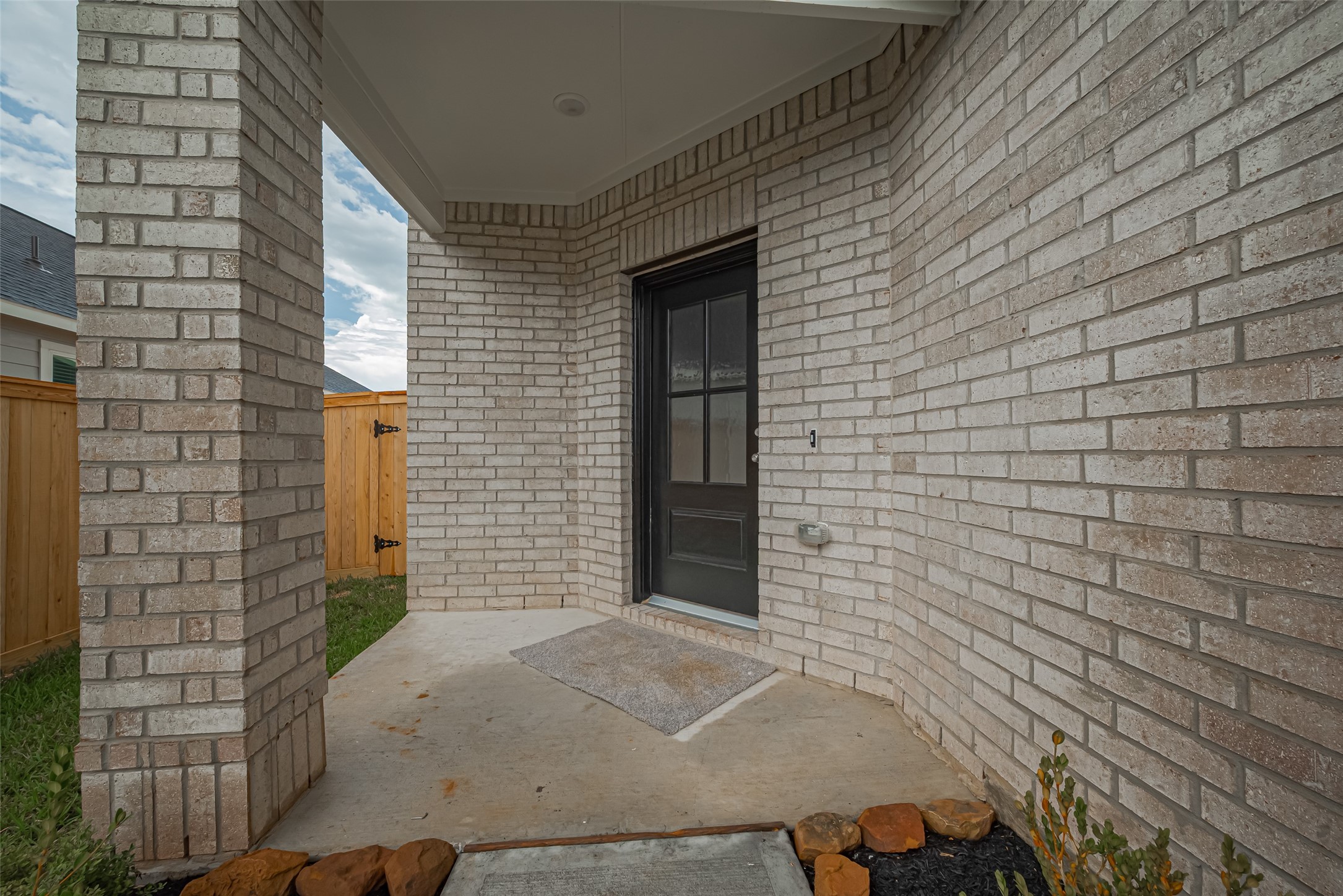 304 Palero Path Brookshire, TX 77423 - Photo 4 of 45