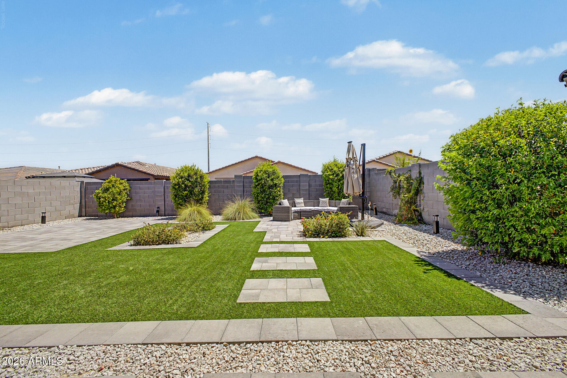 17455 West Bloomfield Road Surprise, AZ 85388 - Photo 31 of 36