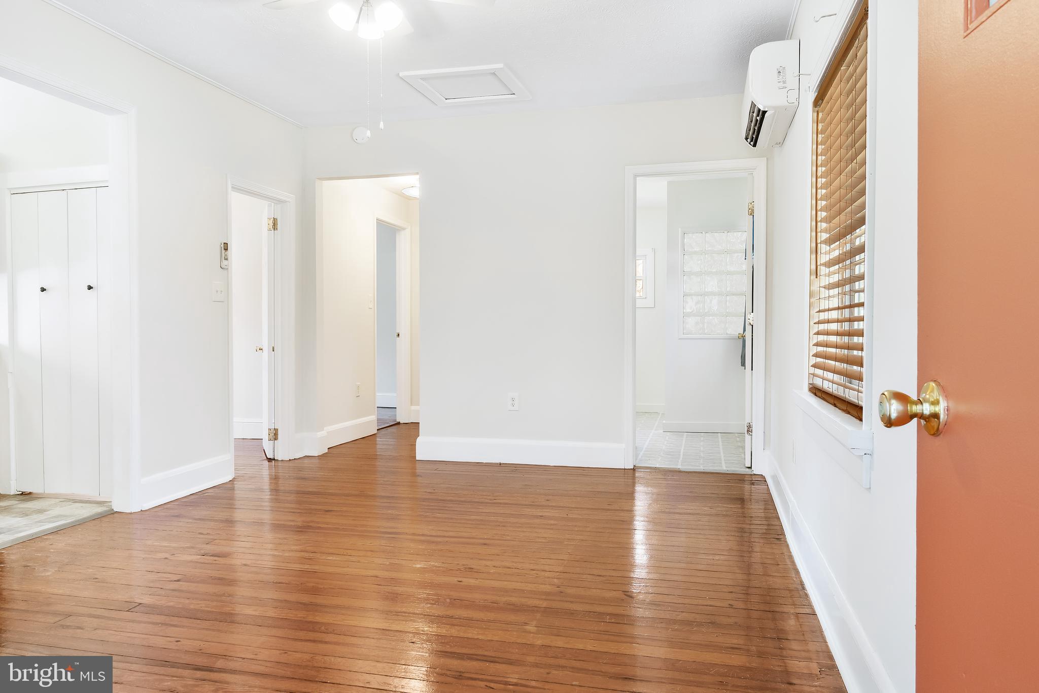1253 Liberty Grove Road Conowingo, MD 21918 - Photo 5 of 21 Living Room