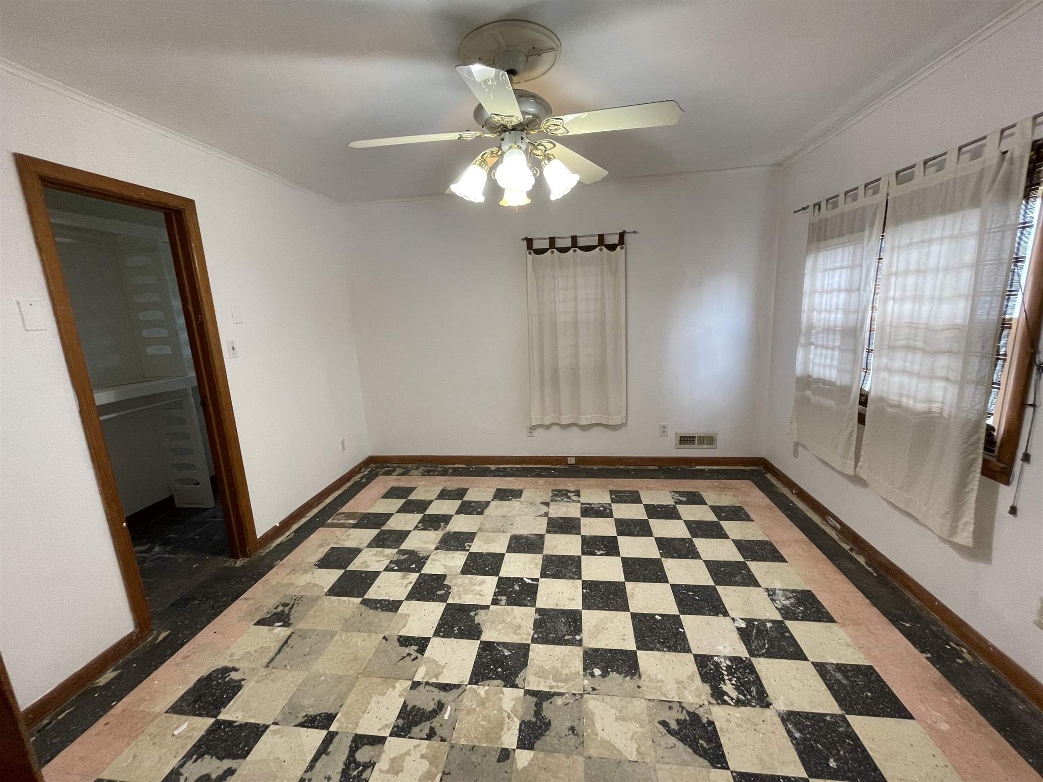 4600 Bachmann Drive Springfield, IL 62707 - Photo 7 of 15