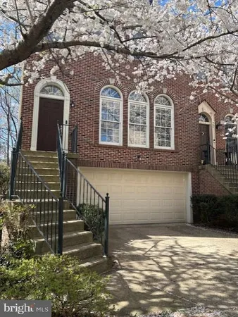 $4,300 | 2792 Thaxton Lane, Oakton, VA 22124