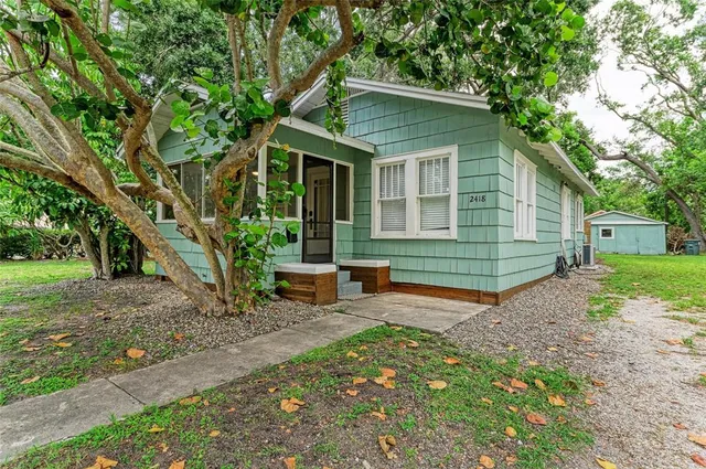 $329,000 | 2418 12th Avenue West, Bradenton, FL 34205
