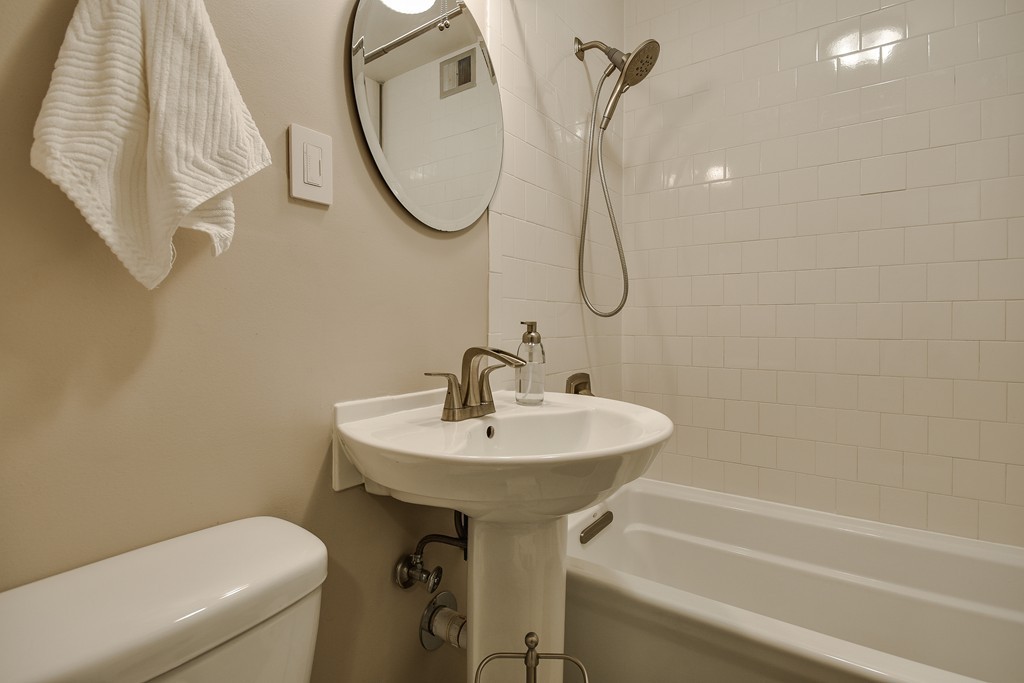 15 Upland Road Ashland, MA 01721 - Photo 8 of 18 Gallery Image 8