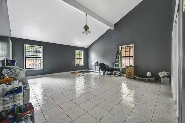 a very nice looking room with many windows