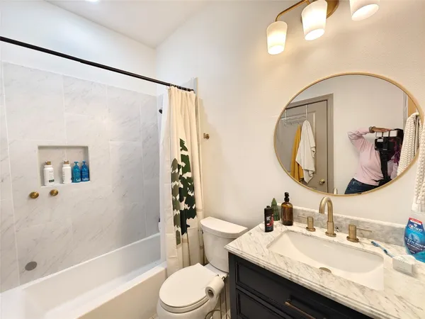 $1,775 | 1217 Campbell Street, Houston, TX 77009