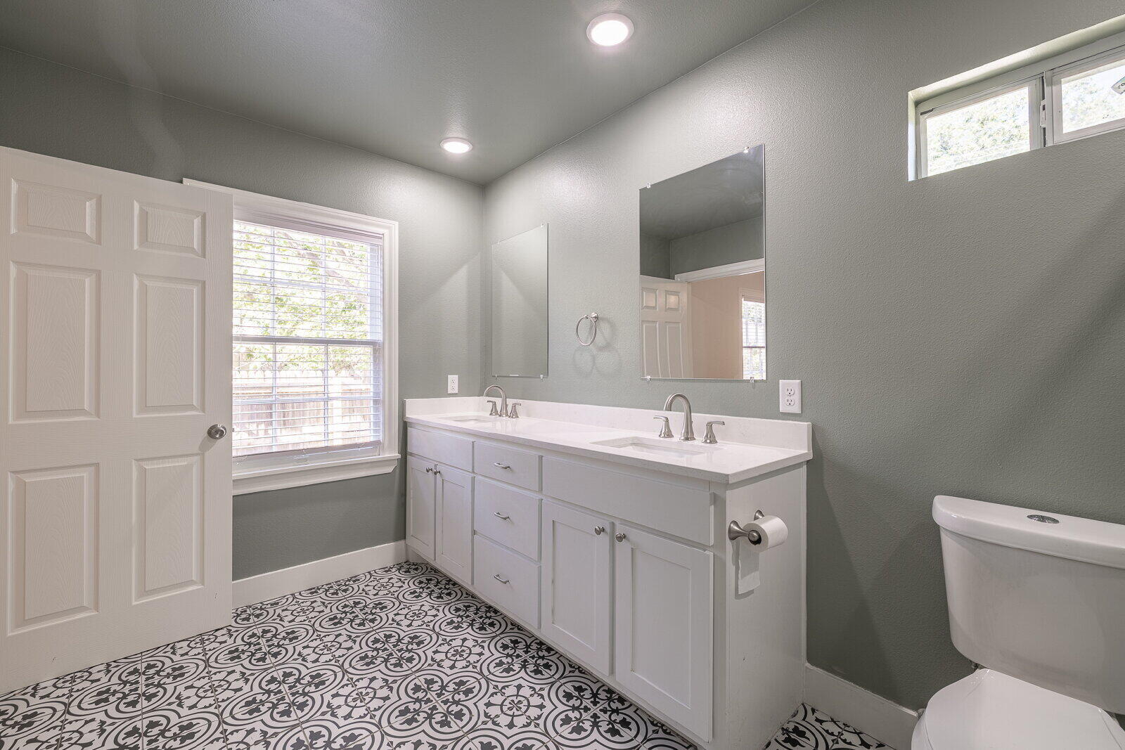 2810 24th Street Lubbock, TX 79410 - Photo 35 of 47 large (35)