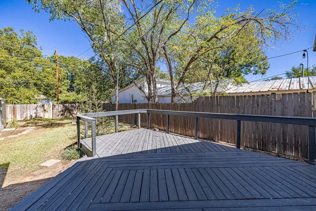 $2,250 | 2810 24th Street, Lubbock, TX 79410