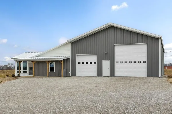 $700,000 | 14630 Old Kentucky Road, Walling, TN 38587