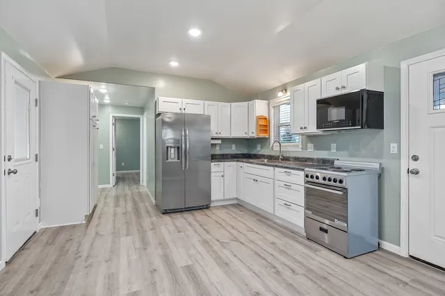 $699,900 | 14630 Old Kentucky Road, Walling, TN 38587