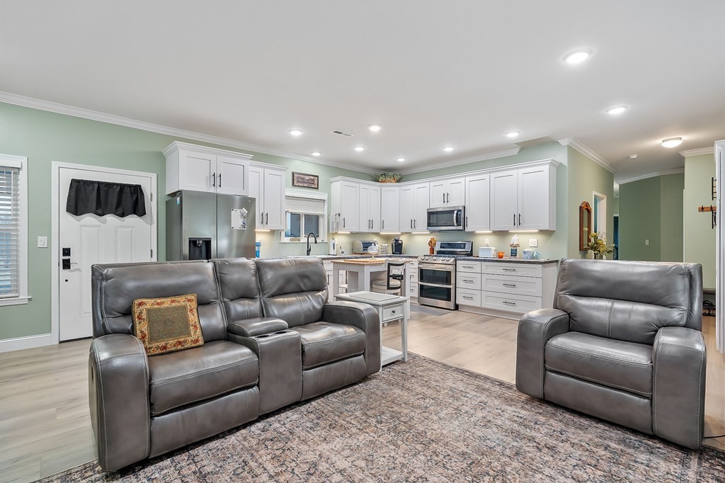 14630 Old Kentucky Road Walling, TN 38587 - Photo 4 of 32