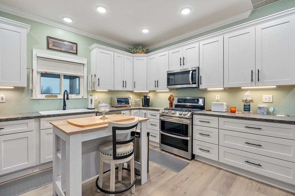 14630 Old Kentucky Road Walling, TN 38587 - Photo 5 of 32