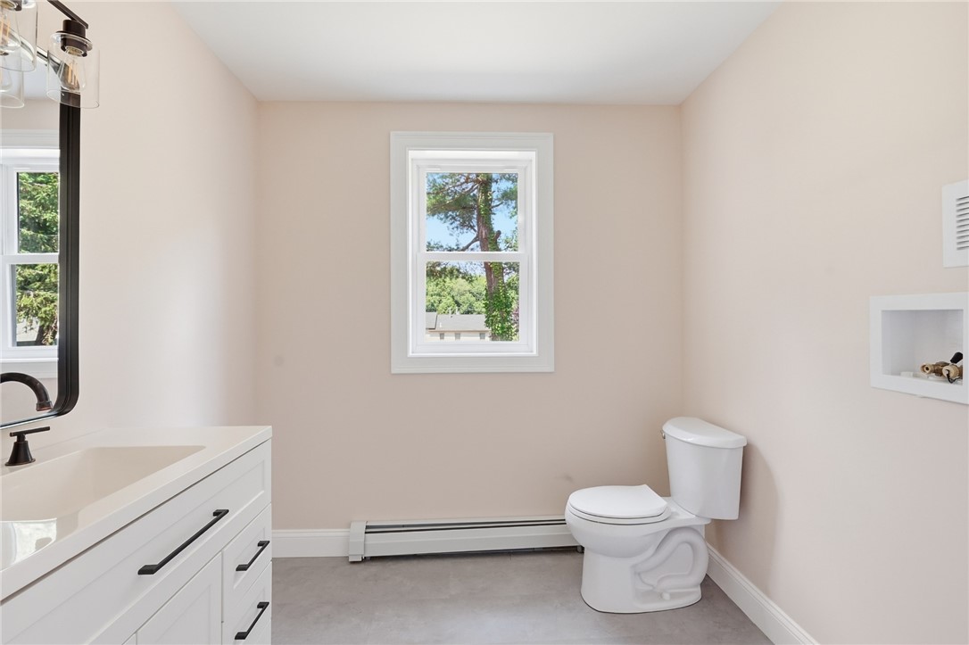 533 Scituate Avenue Cranston, RI 02921 - Photo 19 of 44