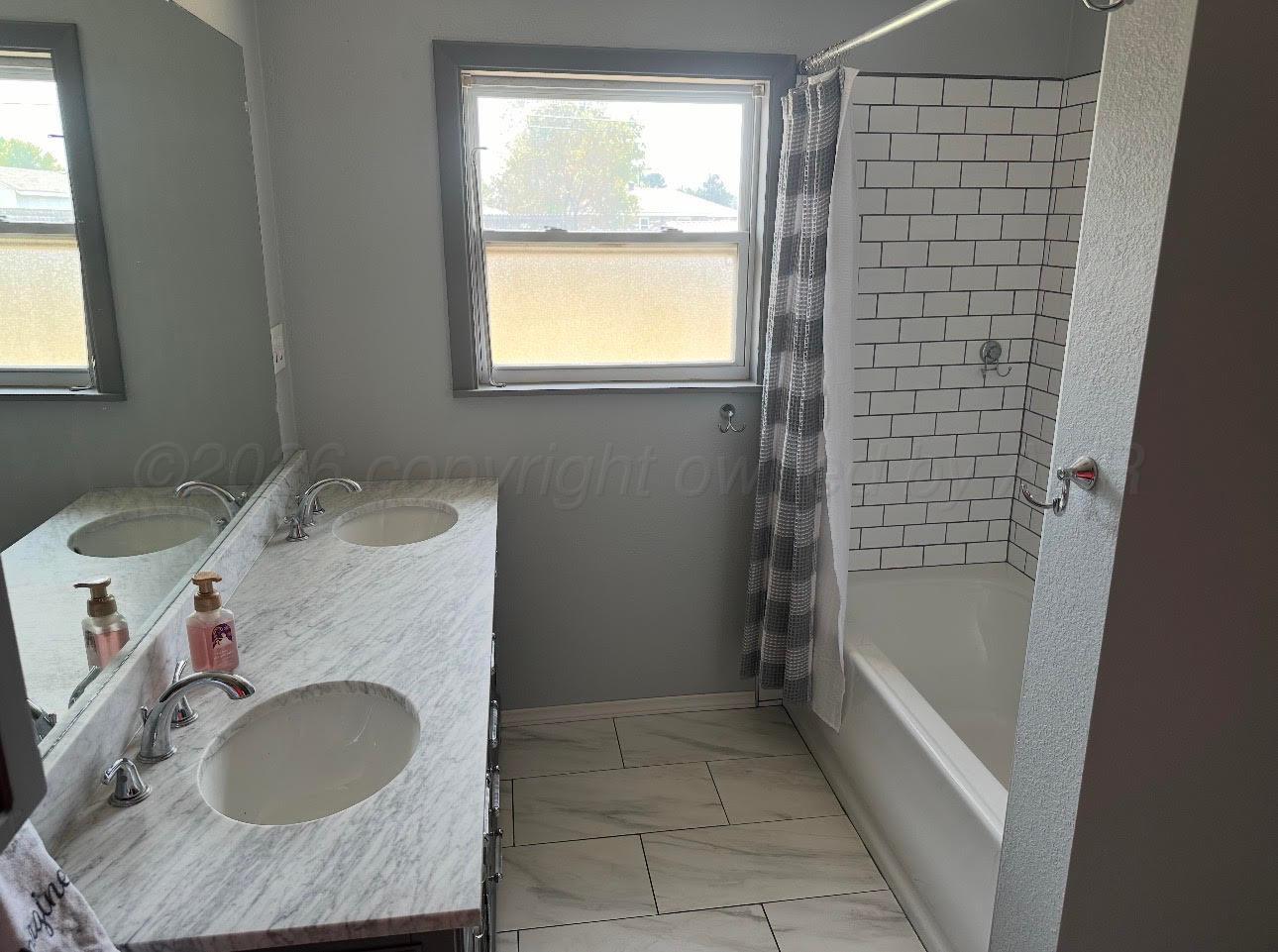 508 9th Avenue Canyon, TX 79015 - Photo 8 of 15 main bath