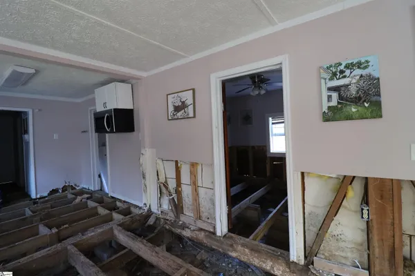 $448,500 | 200 Laurel And Hardy Lake Road, Unit 164, Marietta, SC 29661