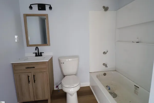 $448,500 | 200 Laurel And Hardy Lake Road, Unit 164, Marietta, SC 29661