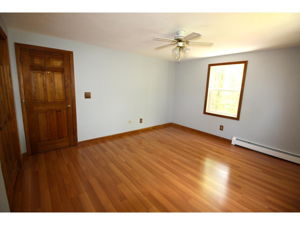 62 Hampstead Road Danville, NH 03819 - Photo 16 of 27 Gallery Image 16